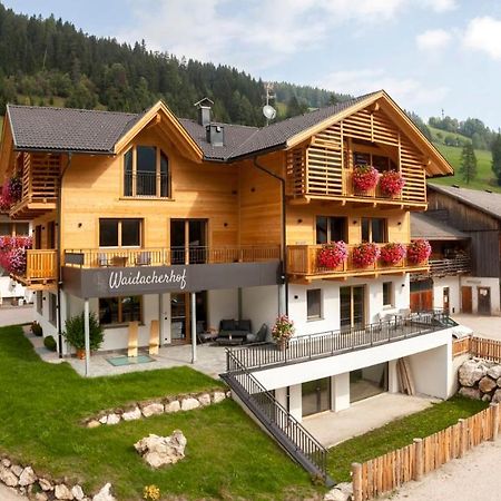 Waidacherhof Apartments Braies  Exteriér fotografie