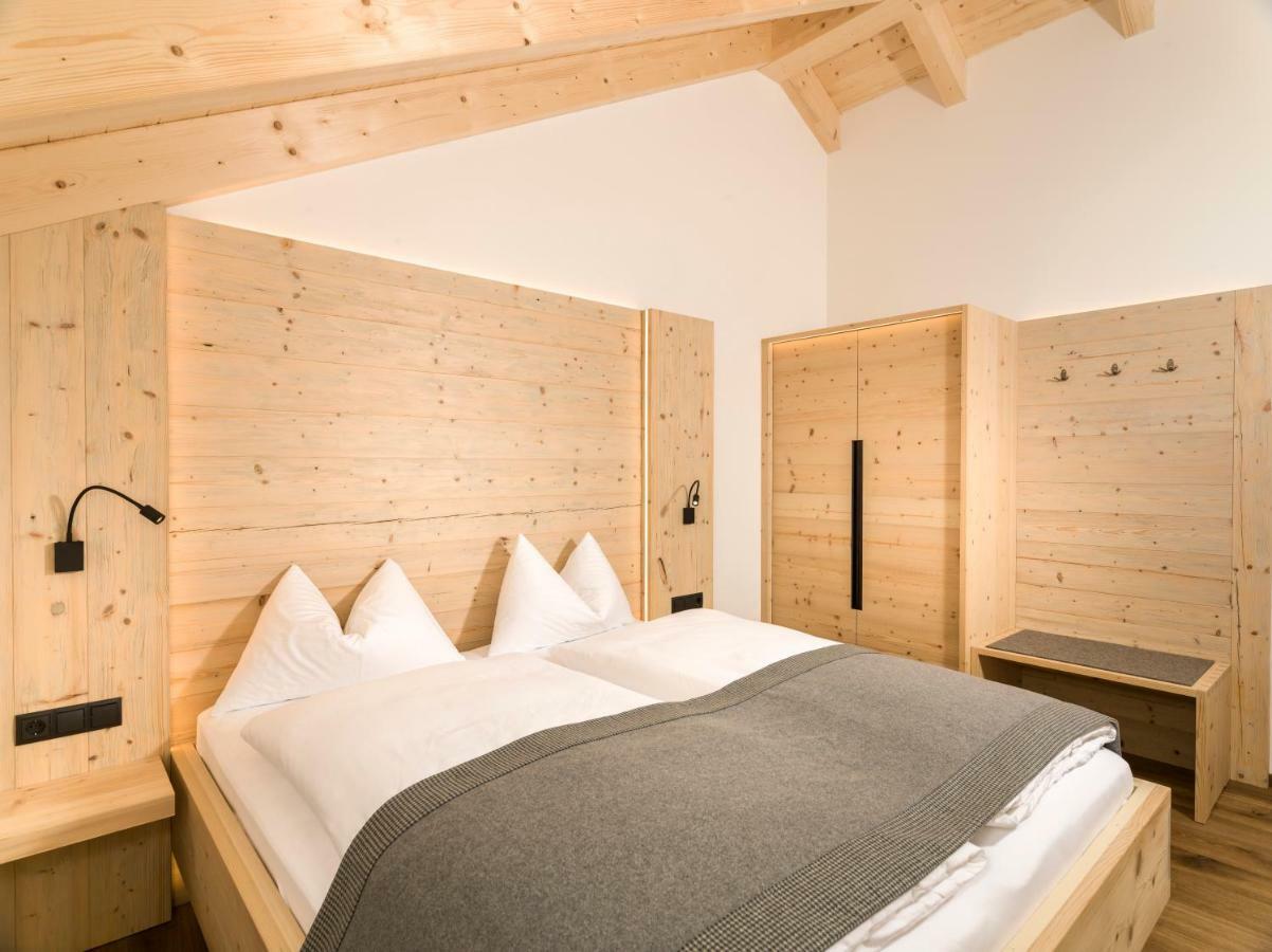 Waidacherhof Apartments Braies  Exteriér fotografie